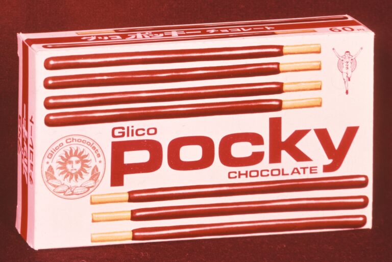Pocky’s first packaging in 1966