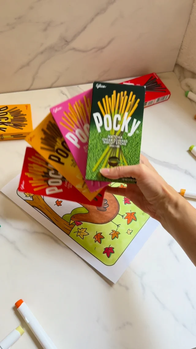 Now sharing happiness in 5 delicious flavors! | Pocky Products